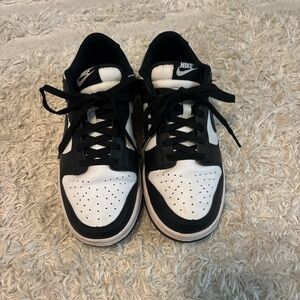 Nike panda dunks